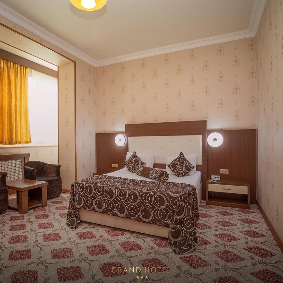 Grand Nakhchivan Hotel Экстерьер фото