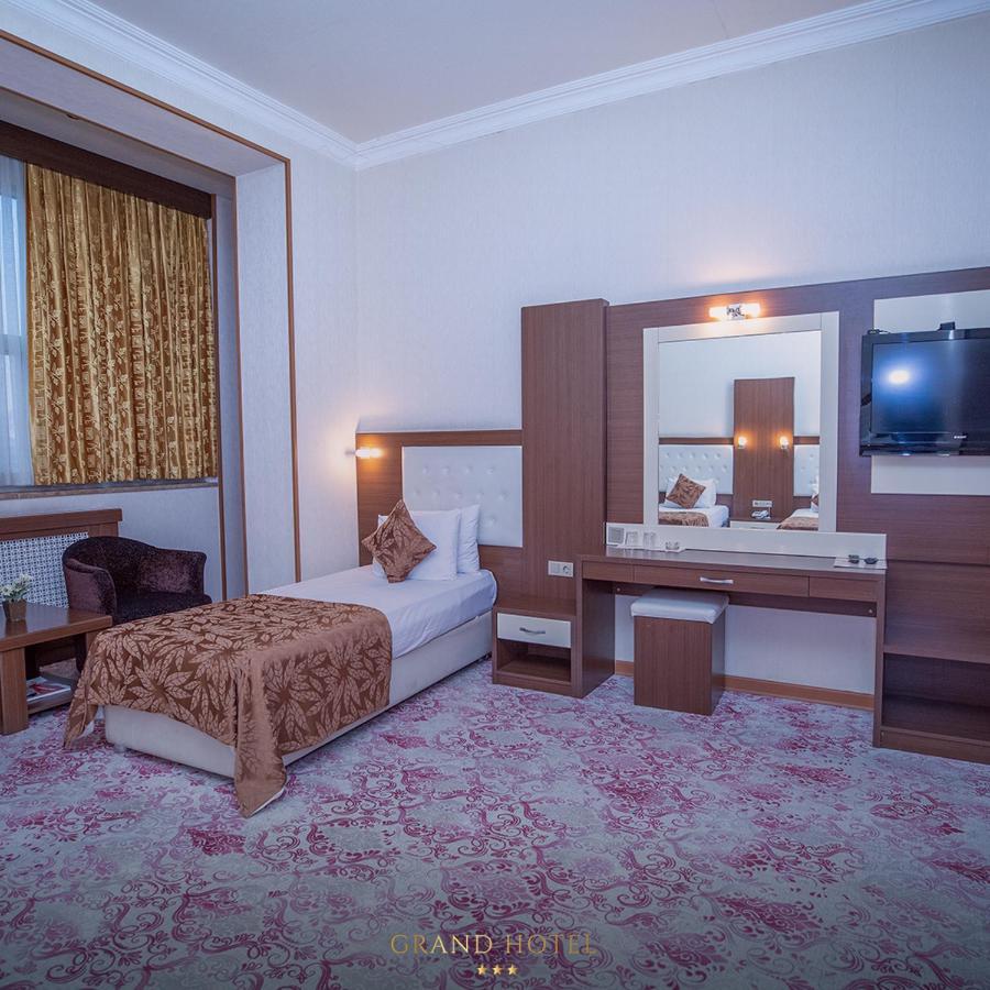 Grand Nakhchivan Hotel Экстерьер фото