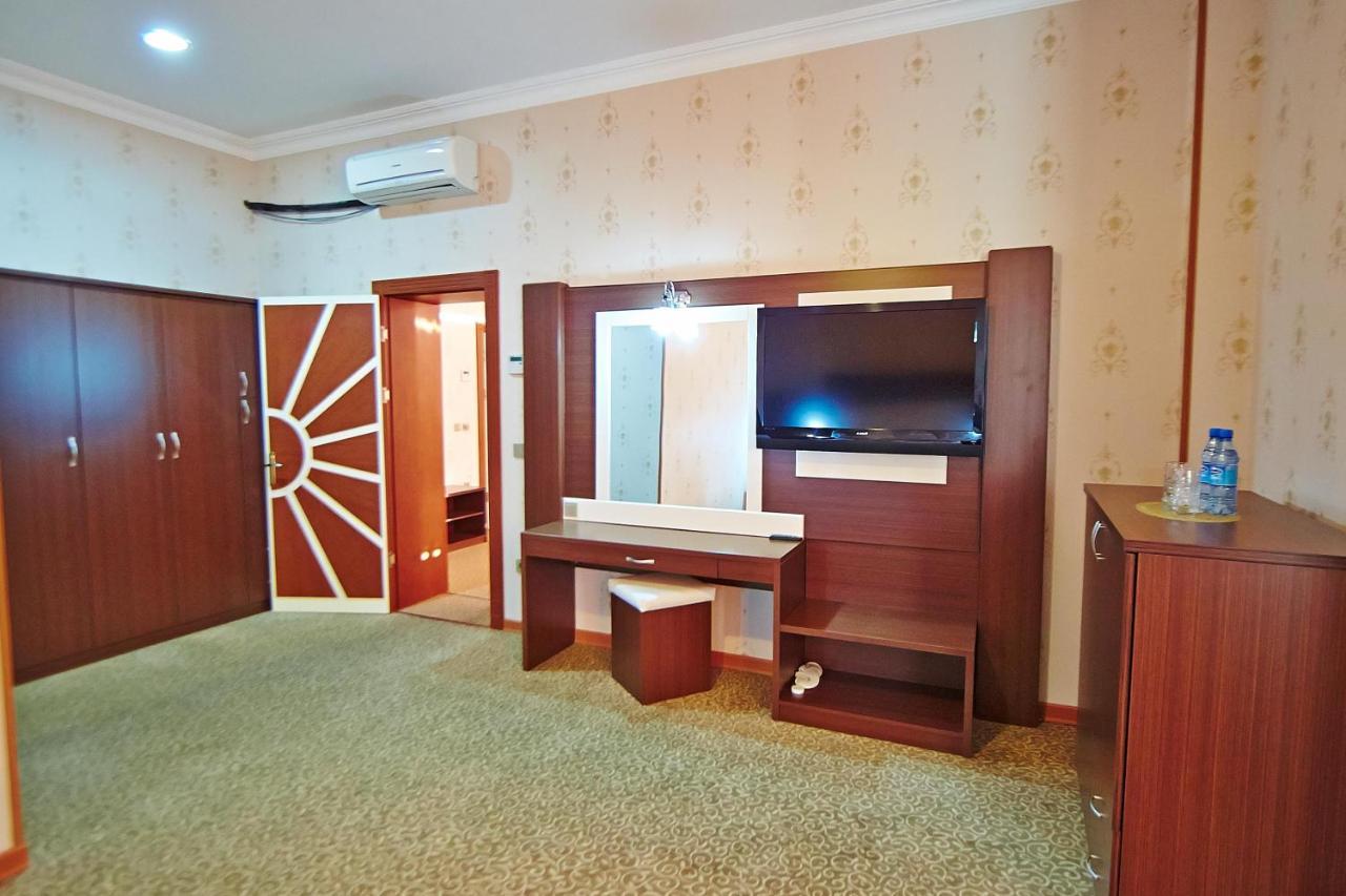 Grand Nakhchivan Hotel Экстерьер фото